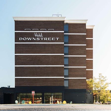Hotel Downstreet, Ascend Hotel Collection Норт-Адамс Екстер'єр фото
